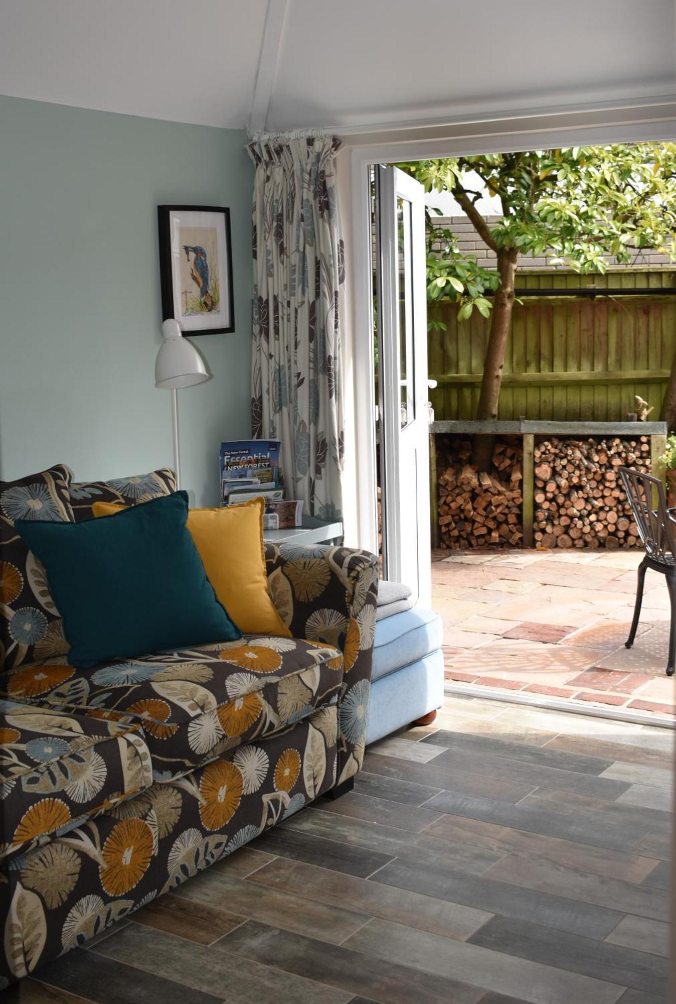 Fox's Den Dog Friendly, Self-contained Guest Apartamento Lymington