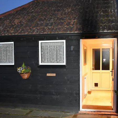 Fox'S Den Dog Friendly, Self-Contained Guest Suite Lymington Exterior foto
