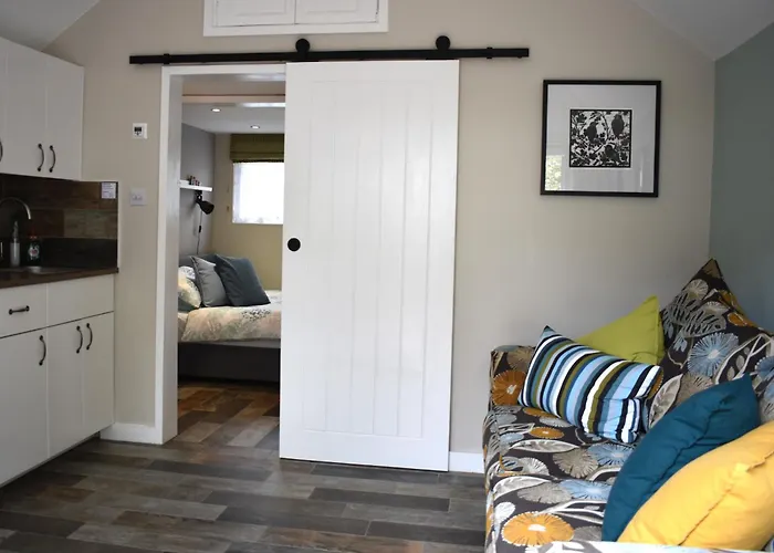 Fox\'S Den Dog Friendly, Self-Contained Guest Suite