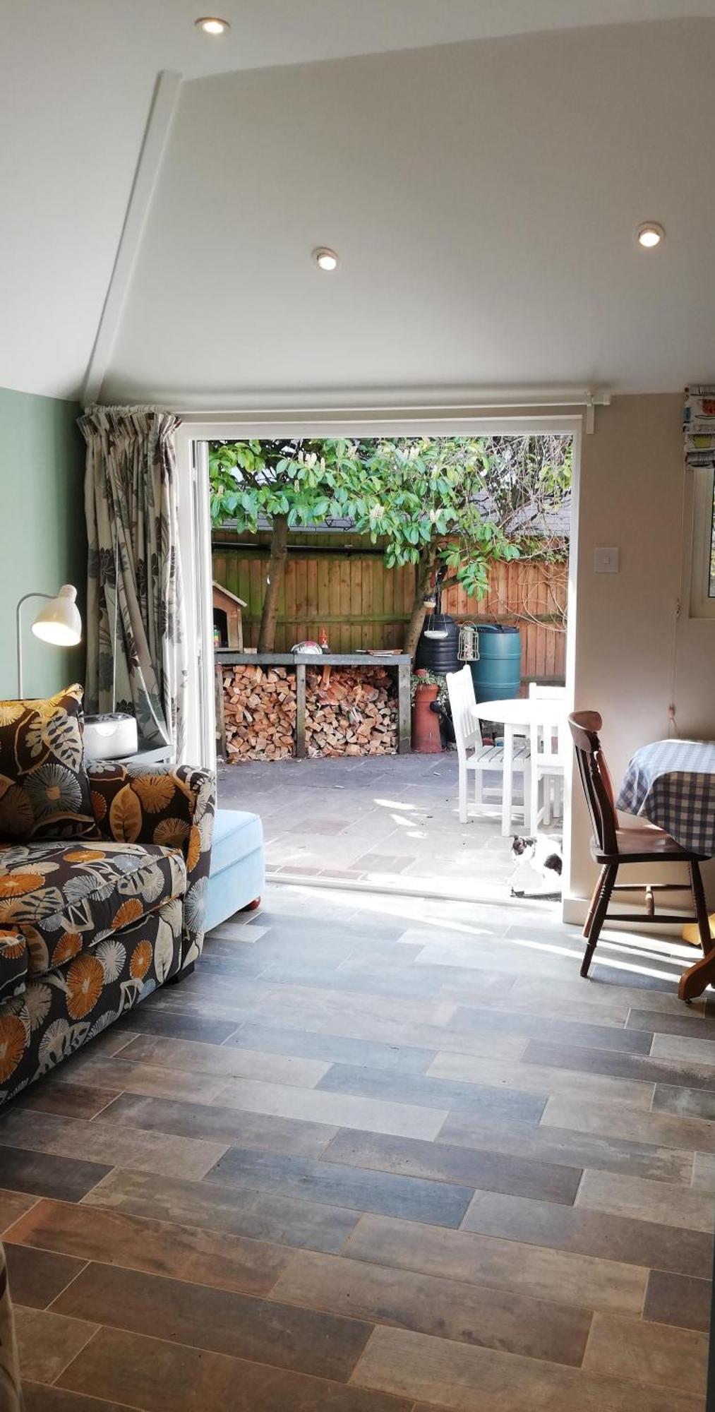 Fox's Den Dog Friendly, Self-contained Guest Apartment